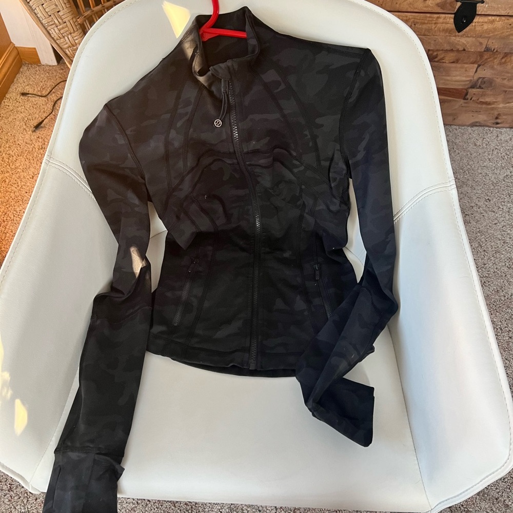 Define jacket lululemon